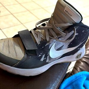 Men’s nine KDtrey5